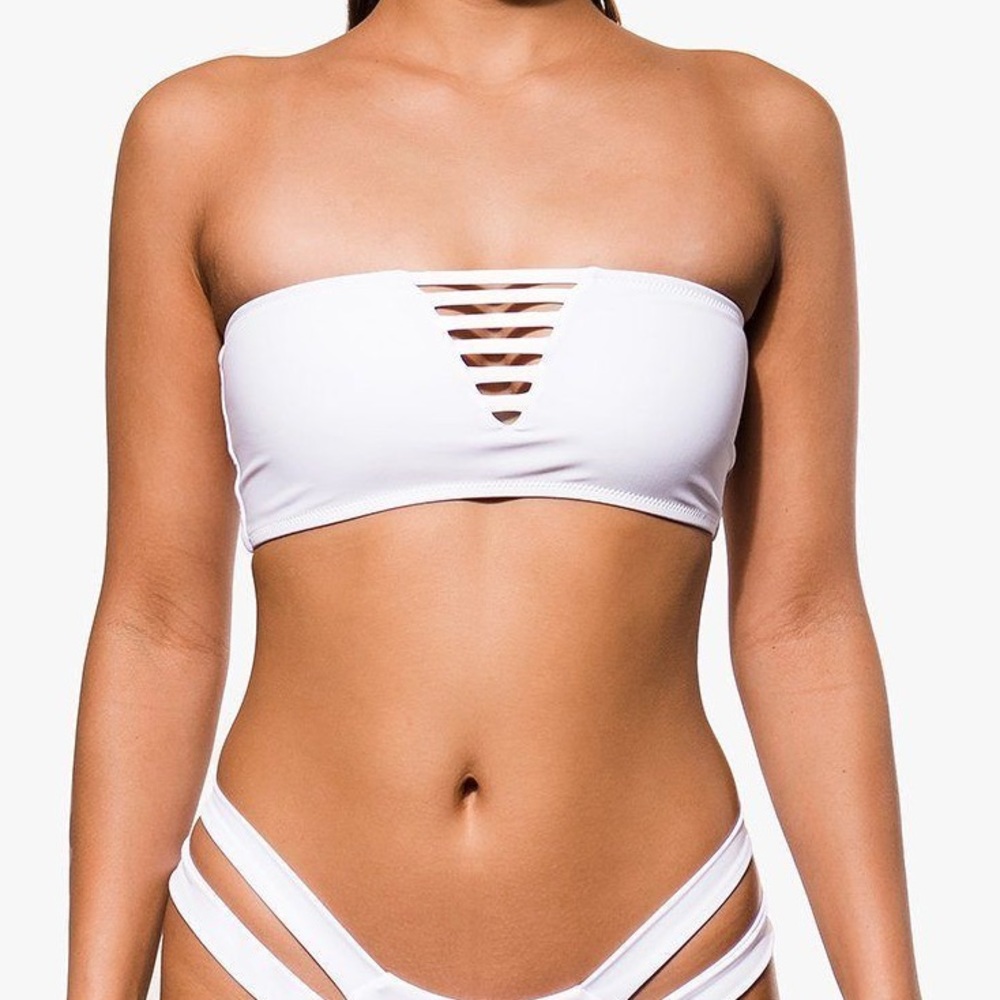 BLACKBOUGH BIKINI TOP